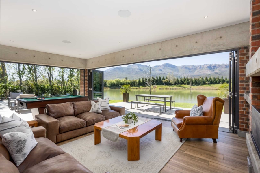 4 Bedroom Property for Sale in Val De Vie Estate Western Cape
